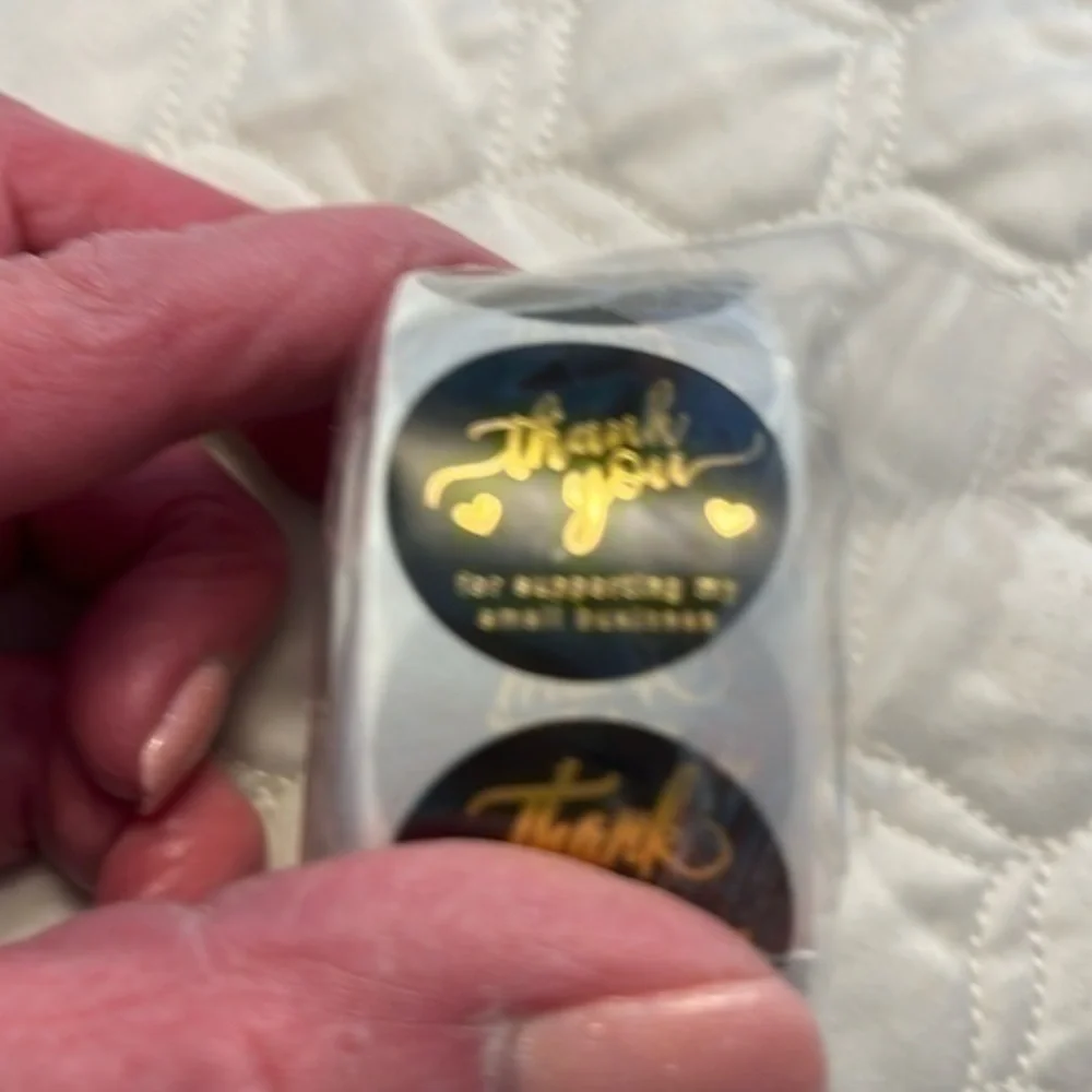 New In Plastic Roll of 500 Thank You Stickers, Size 1 inch!